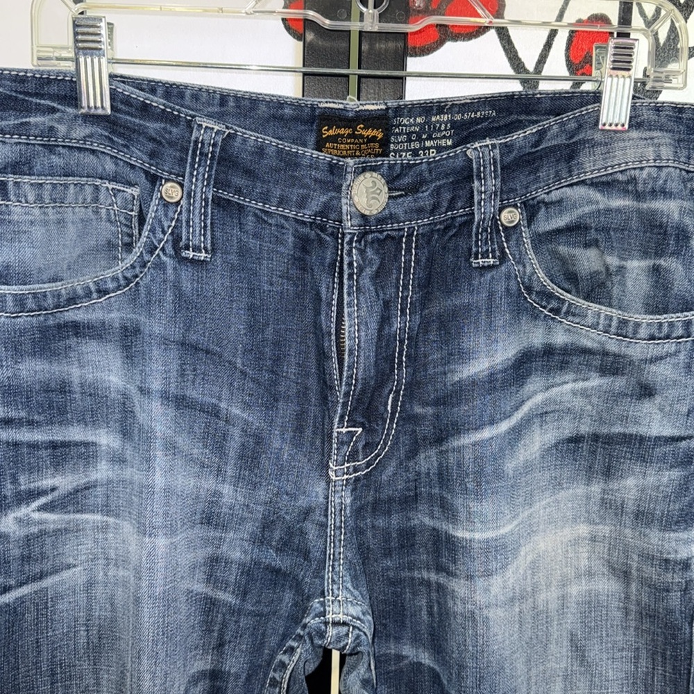 Buckle Salvage Supply 33x32  Mens Distressed Flare Leg Denim Jeans - Picture 5 of 14